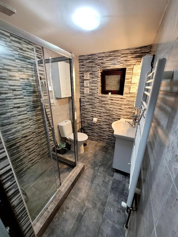 Dds Apartment Braşov Exteriör bild